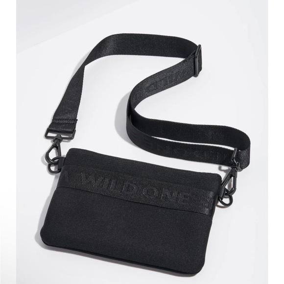 Wild One Handbags - Wild One - Recycled Knit Eco Cross Body Treat Pouch: Black